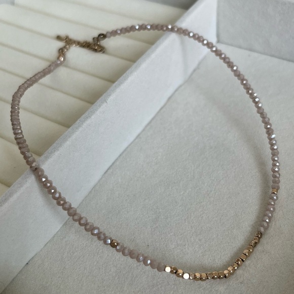 Headed choker necklace - Picture 3 of 4